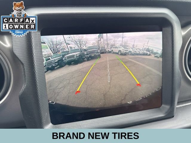 Used 2023 Jeep Wrangler Unlimited w/ Cold Weather Group image 16