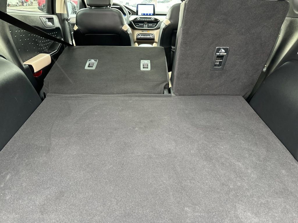 Certified 2020 Ford Escape SE Sport FWD image 14