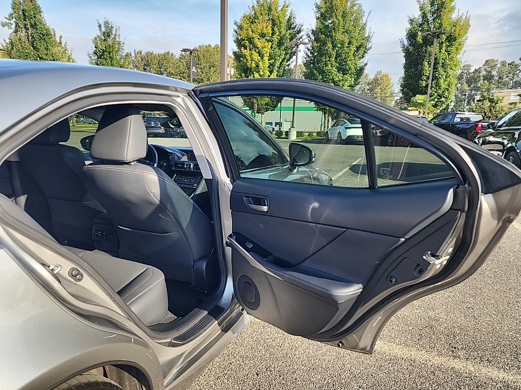 Used 2019 Lexus IS 300 AWD w/ Navigation Package image 17
