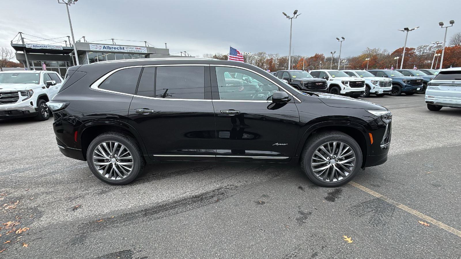 New 2026 Buick Enclave Avenir w/ Super Cruise Package image 8