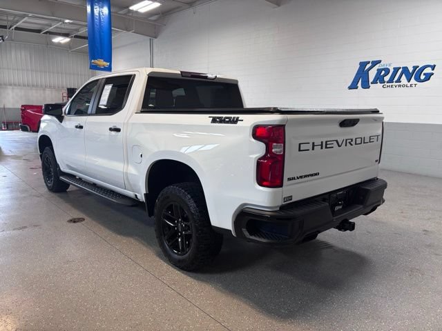 Certified 2024 Chevrolet Silverado 1500 LT Trail Boss w/ Dark Appearance Package AWD/4WD image 4