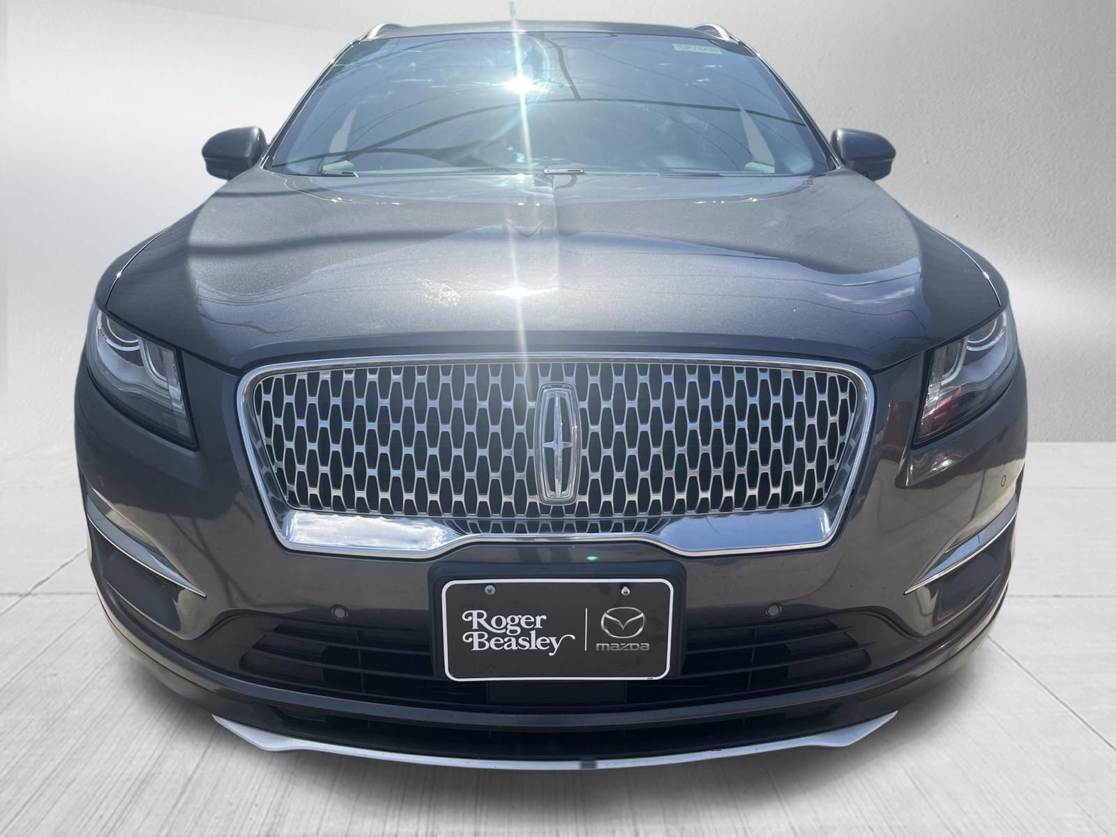 Used 2019 Lincoln MKC Reserve w/ MKC Technology Package FWD image 2