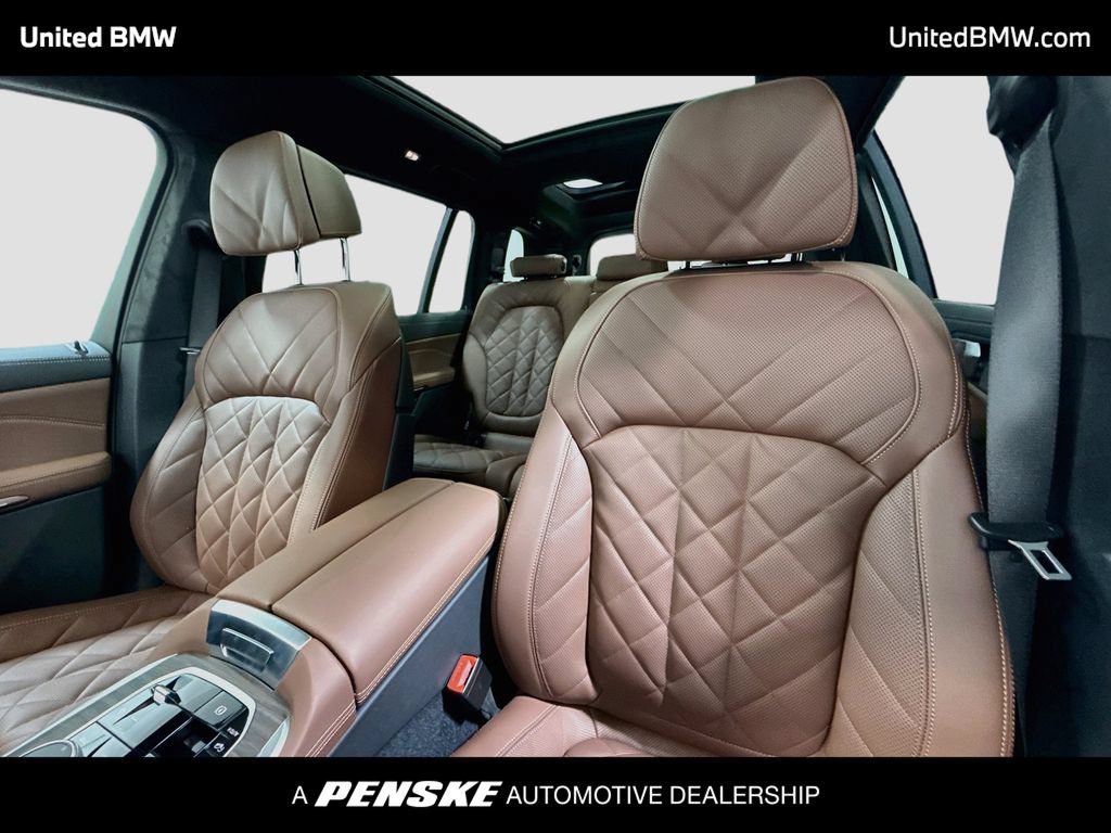 New 2027 BMW X7 xDrive40i w/ M Sport Package AWD/4WD image 5