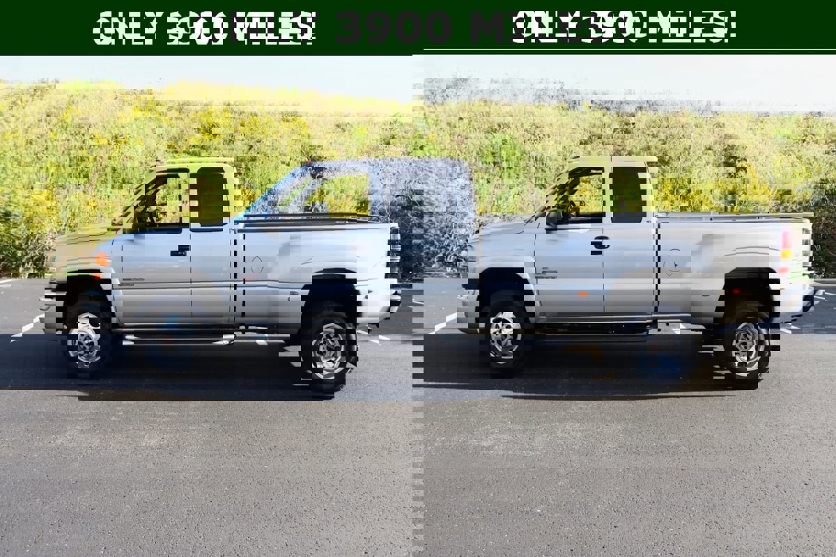 Used 2004 GMC Sierra 3500 SLT w/ Heavy-Duty Power Package