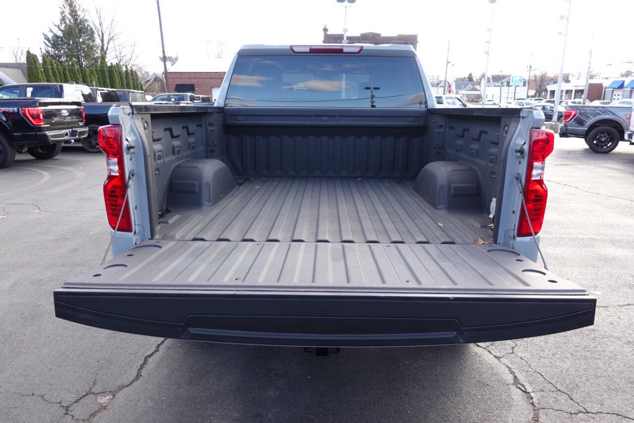 Used 2024 Chevrolet Silverado 1500 Custom AWD/4WD image 25