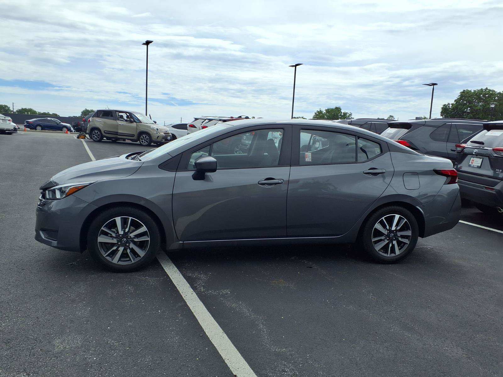Used 2024 Nissan Versa SV FWD image 22