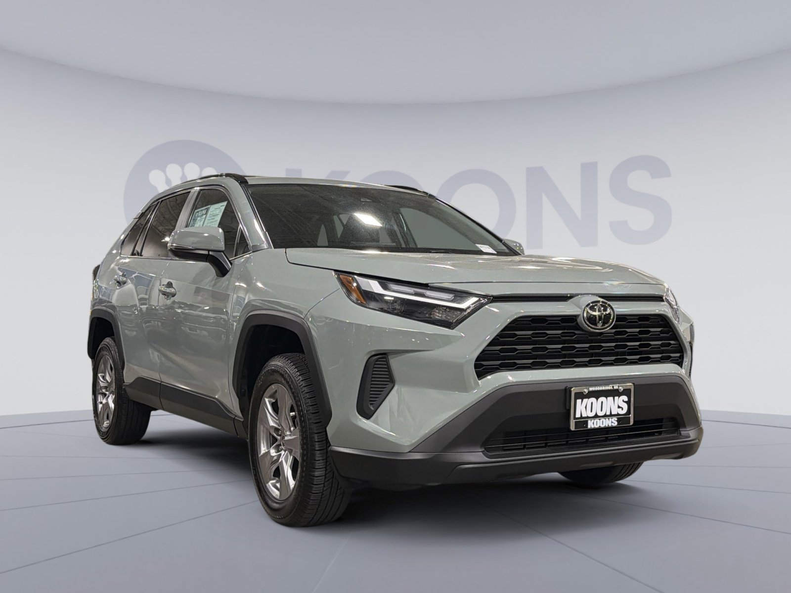 Used 2022 Toyota RAV4 XLE AWD/4WD image 10