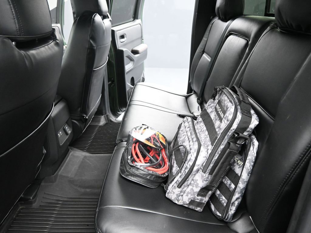 Used 2024 Nissan Frontier PRO-4X w/ Pro Convenience Package image 14