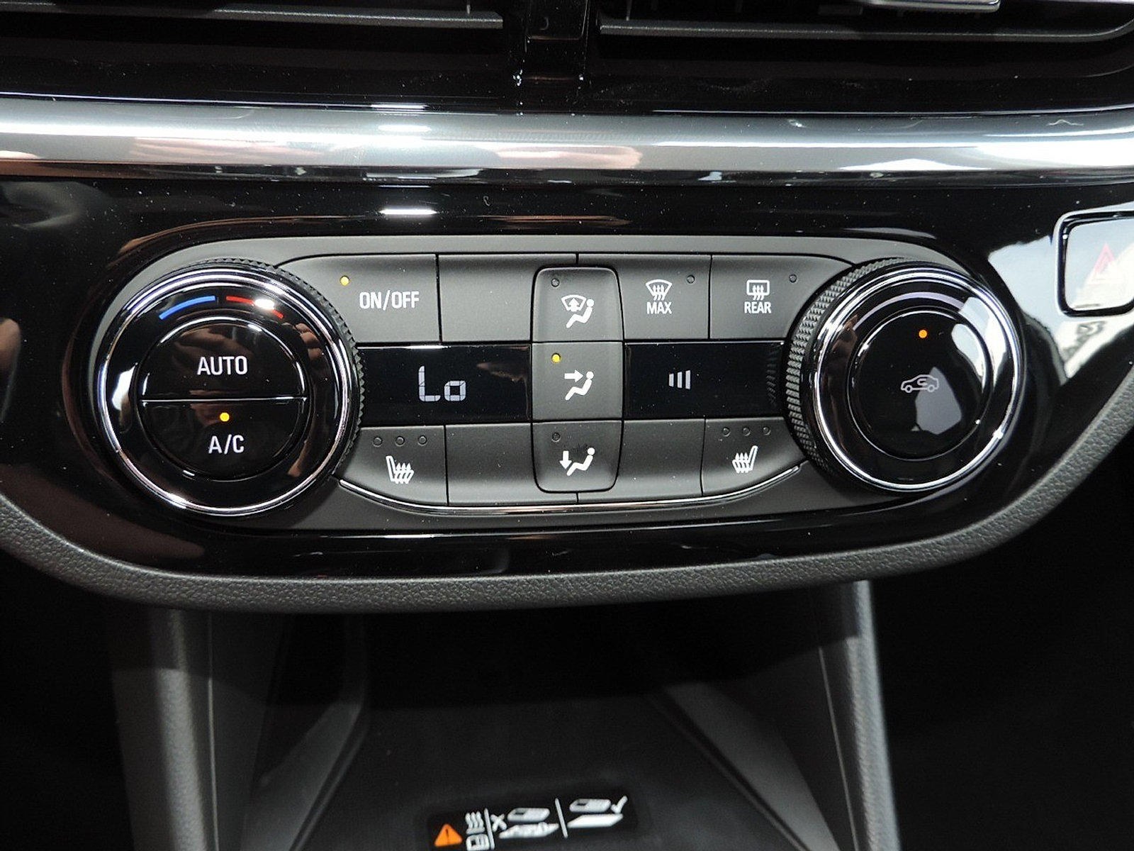 New 2026 Buick Envista Sport Touring w/ Convenience I Package FWD image 18