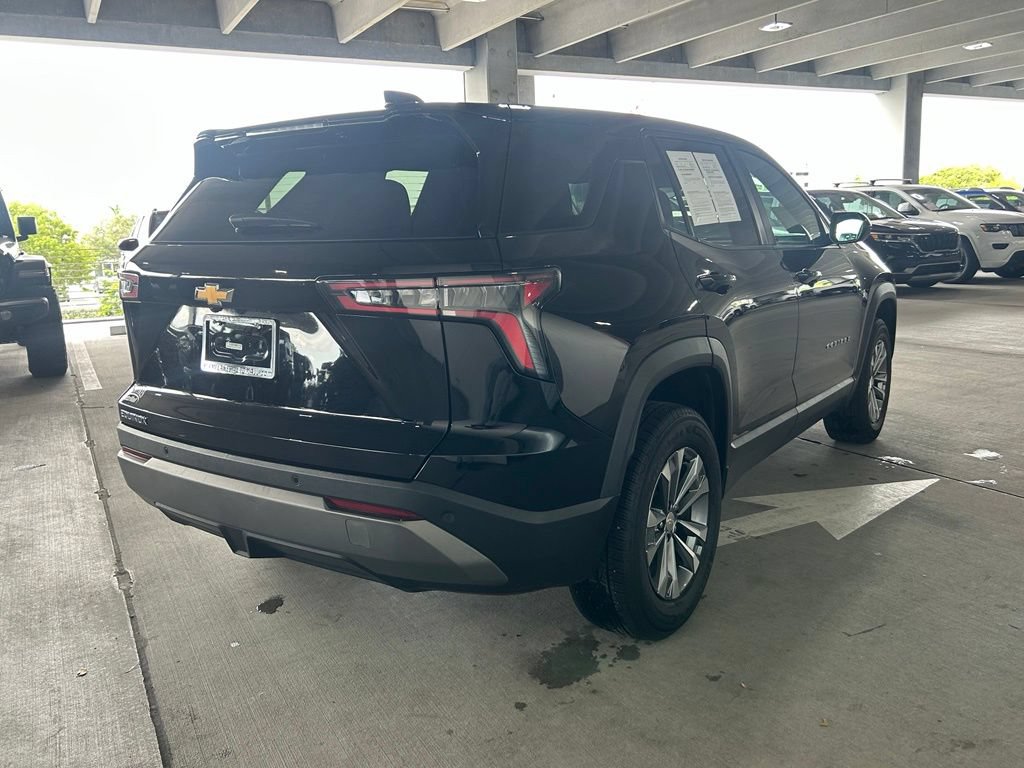 Used 2025 Chevrolet Equinox LT FWD image 5