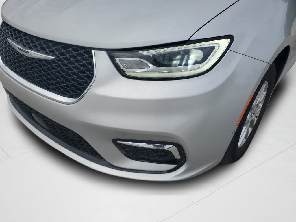 New 2026 Chrysler Pacifica Select FWD image 24