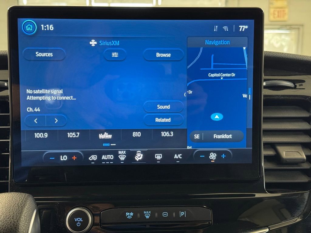 Used 2023 Ford Transit 350 XLT image 39