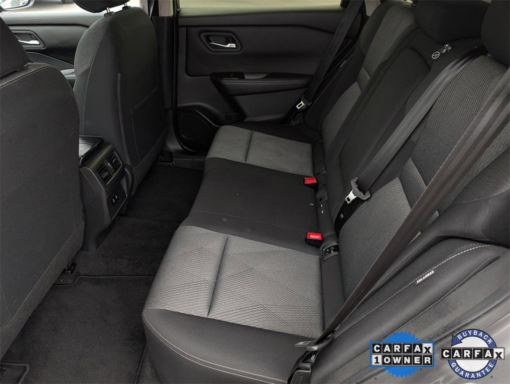 Used 2024 Nissan Rogue SV image 24