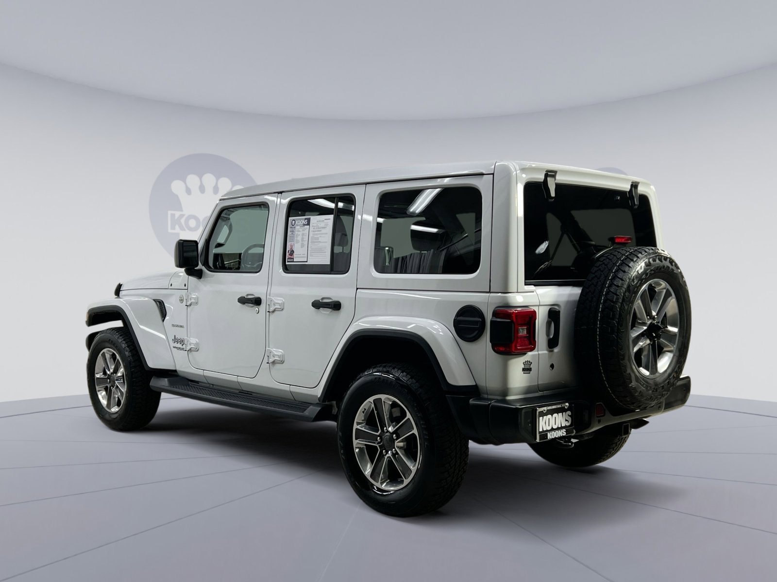 Used 2020 Jeep Wrangler Unlimited Sahara image 10