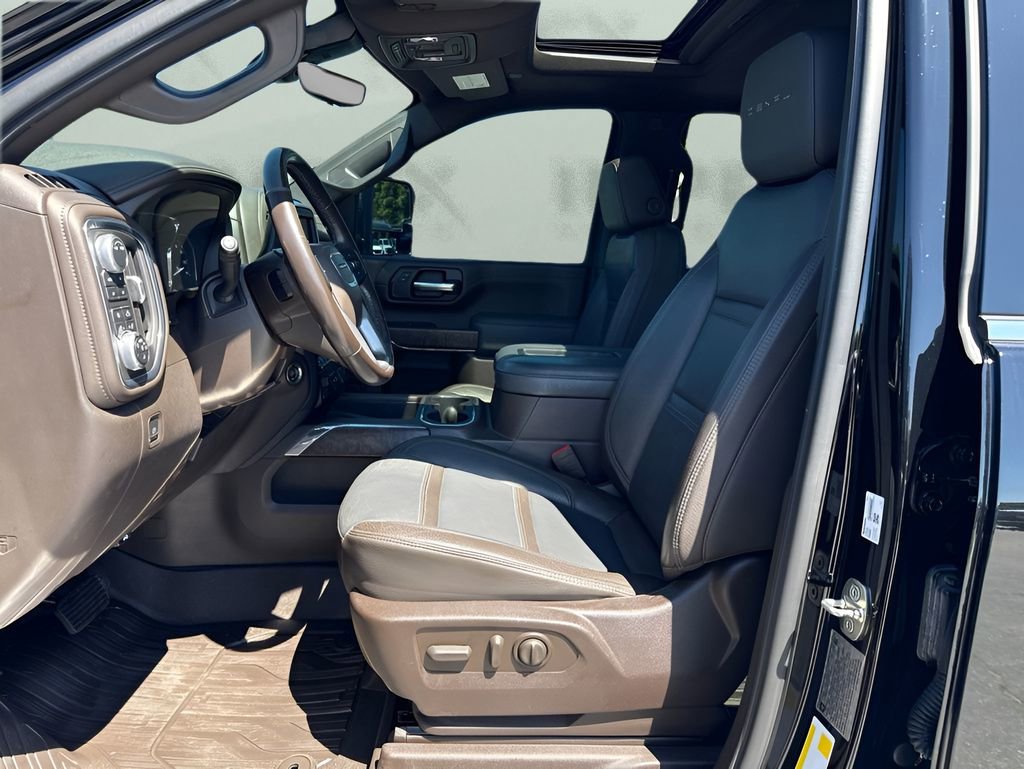 Used 2020 GMC Sierra 2500 Denali w/ Denali Ultimate Package AWD/4WD image 9