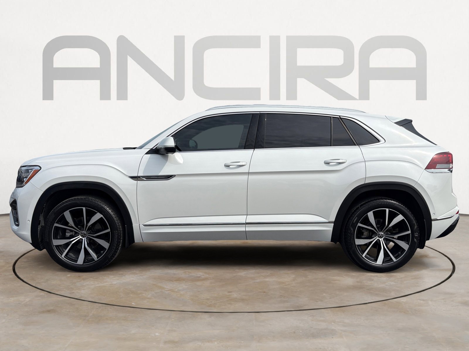 Used 2024 Volkswagen Atlas Cross Sport SEL Premium R-Line AWD/4WD image 7