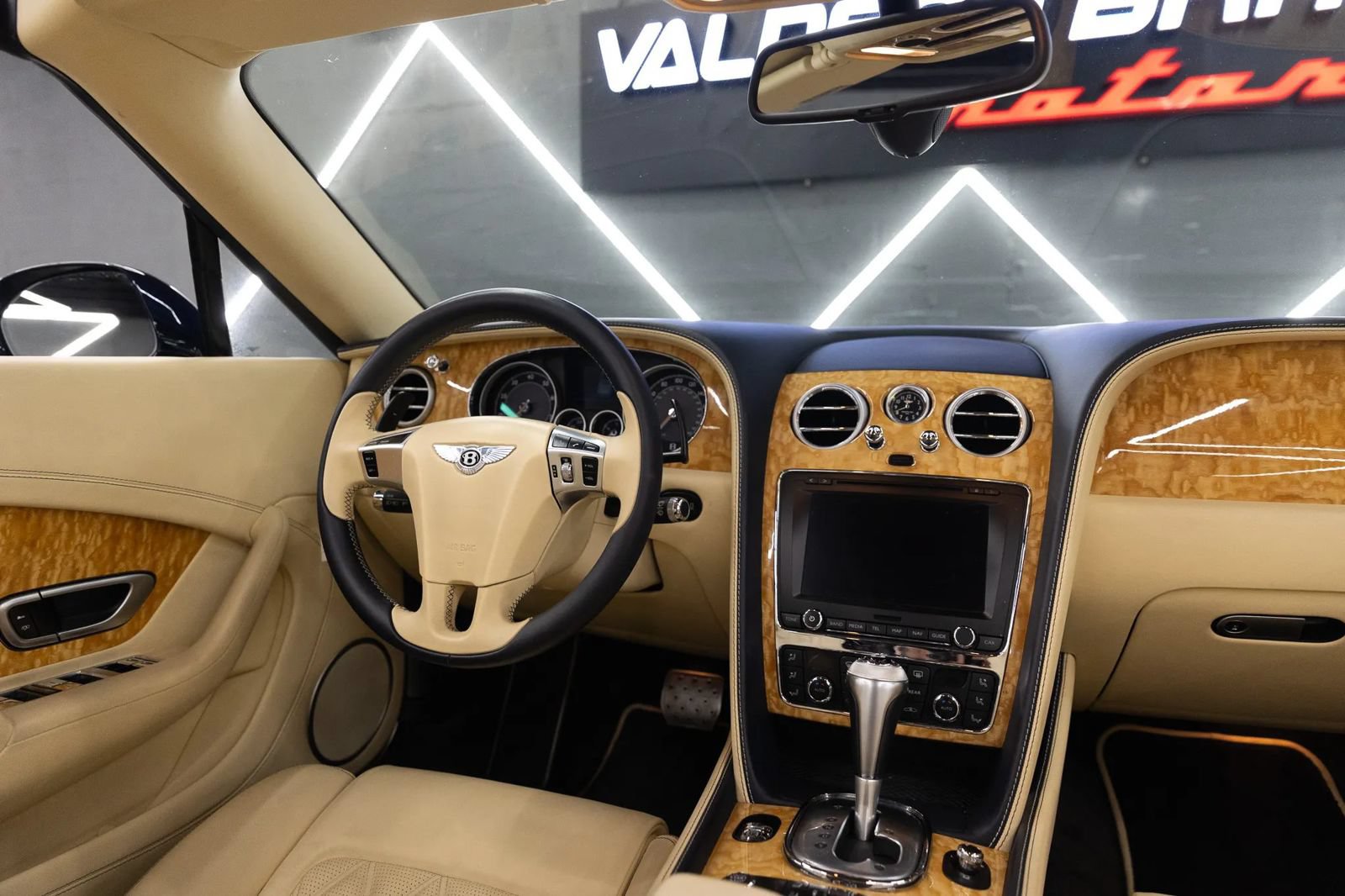 Used 2014 Bentley Continental GT AWD/4WD image 32