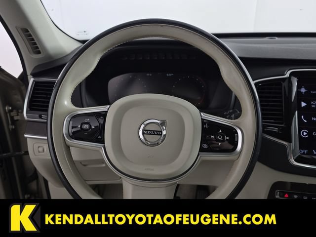 Used 2016 Volvo XC90 T6 Momentum w/ Momentum Plus Package AWD/4WD image 13