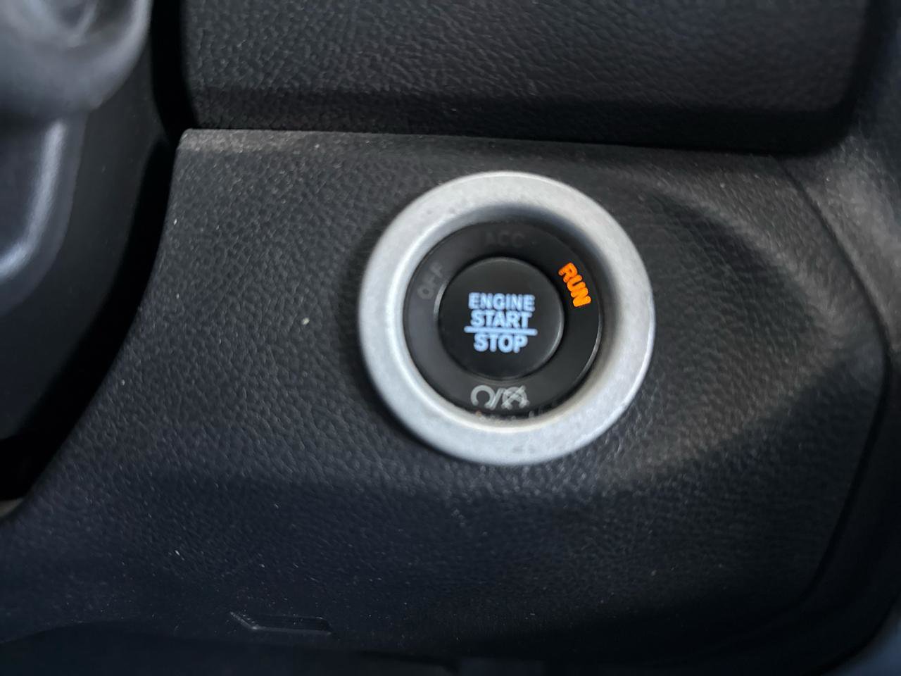 Used 2017 RAM 3500 Laramie image 9