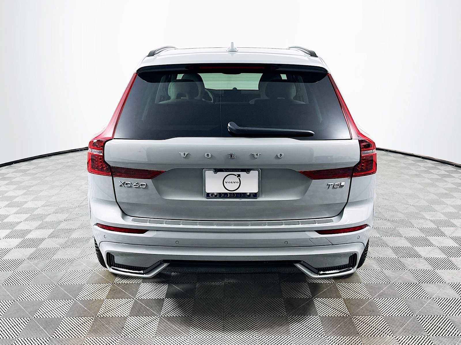 New 2026 Volvo XC60 T8 Ultra w/ Protection Package image 6