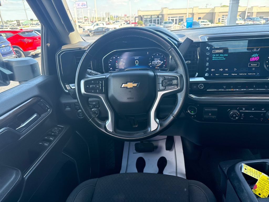 Used 2024 Chevrolet Silverado 2500 LT AWD/4WD image 17