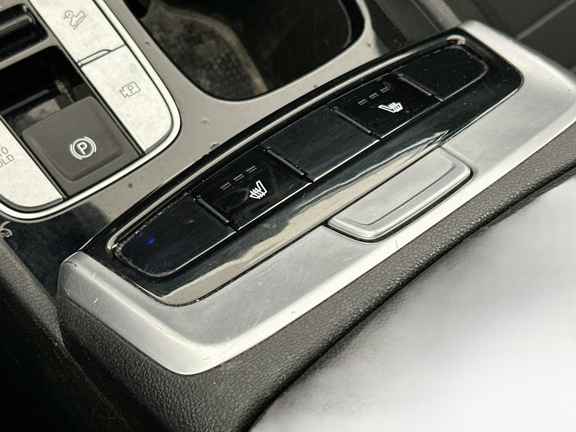 Used 2022 Hyundai Santa Cruz SEL w/ Activity Package FWD image 25