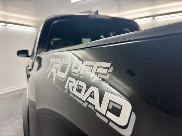 Used 2022 Toyota Tacoma TRD Off-Road RWD image 11