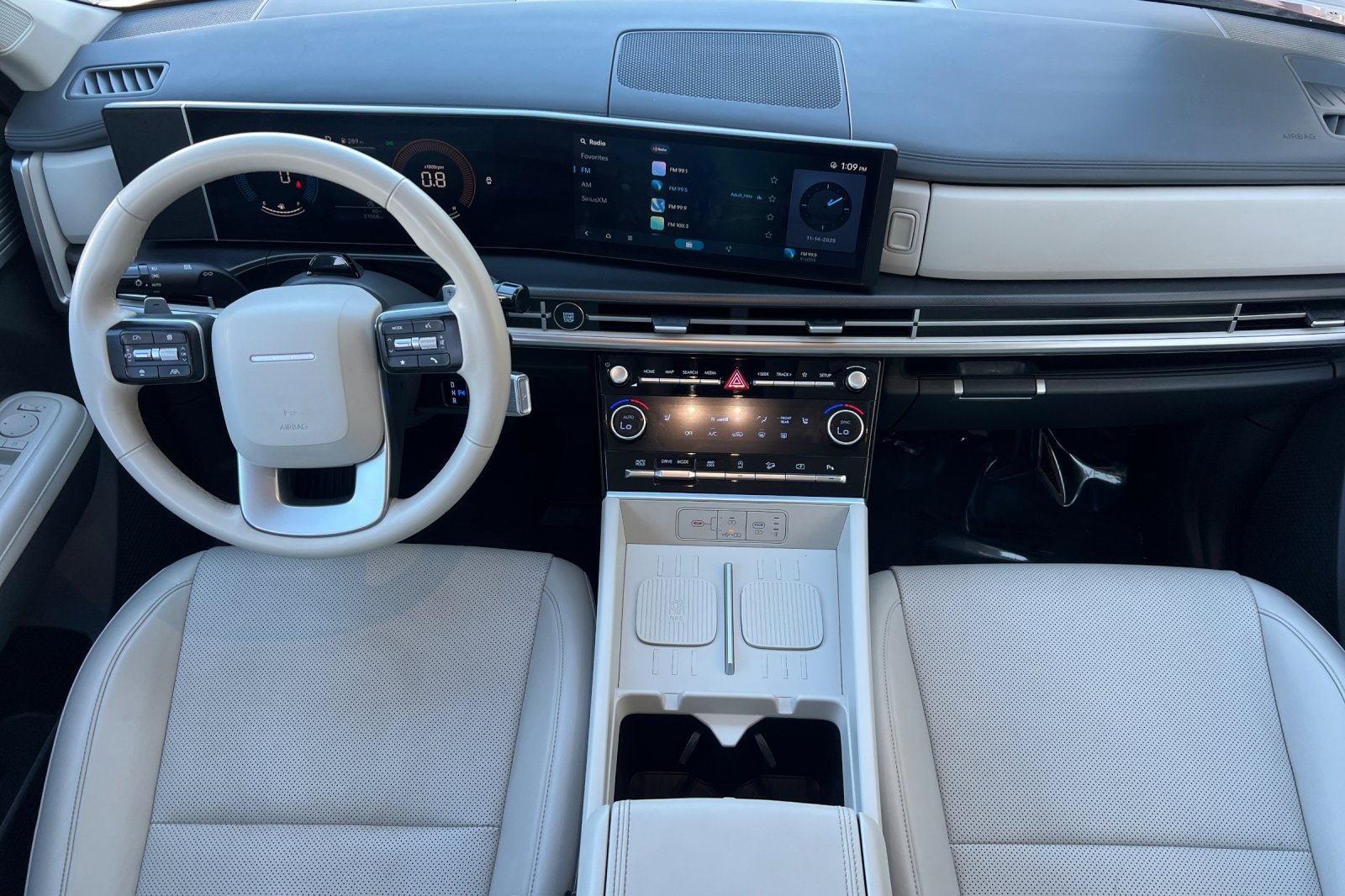 Used 2024 Hyundai Santa Fe SEL image 14