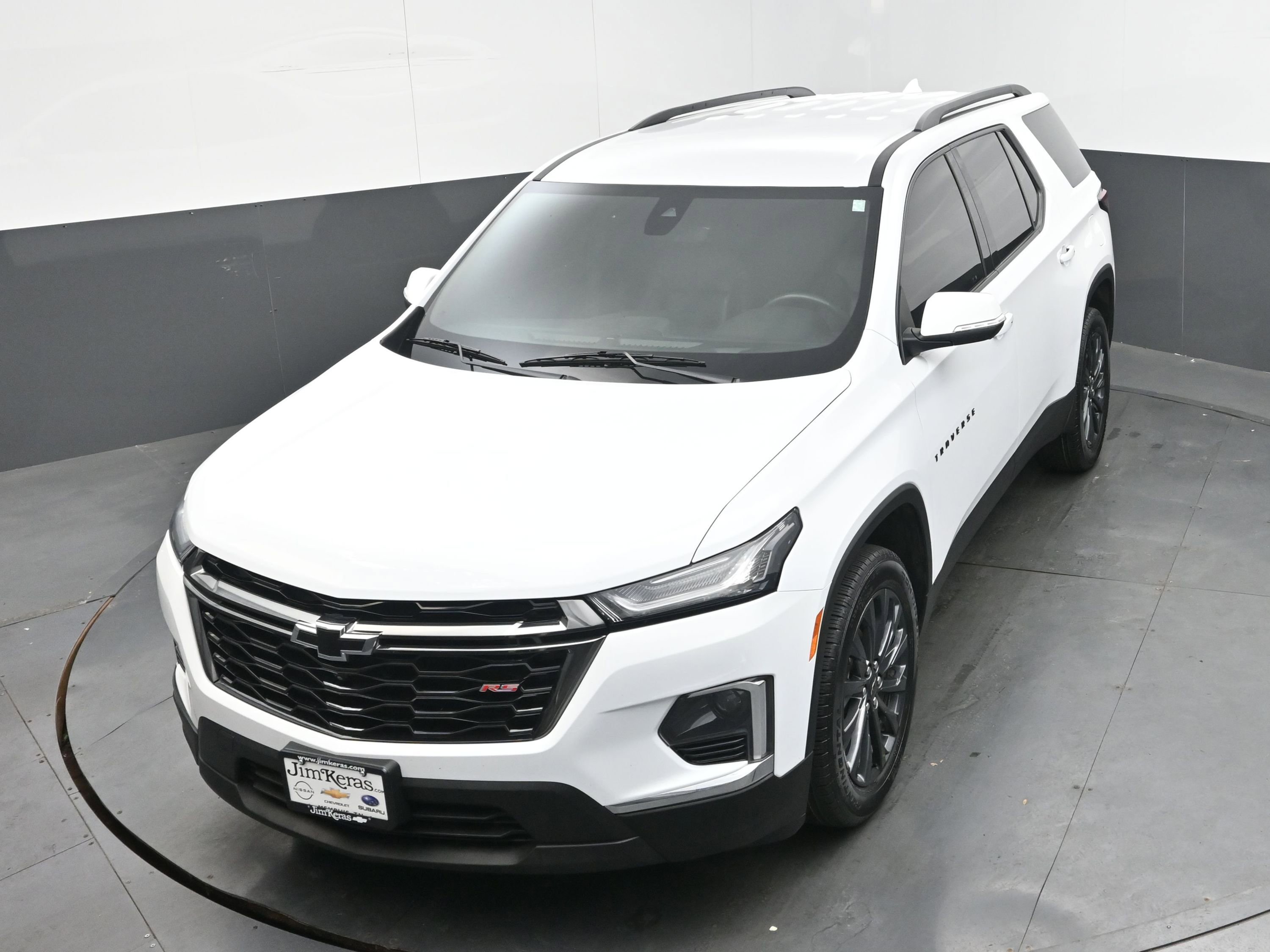 Used 2023 Chevrolet Traverse RS image 34