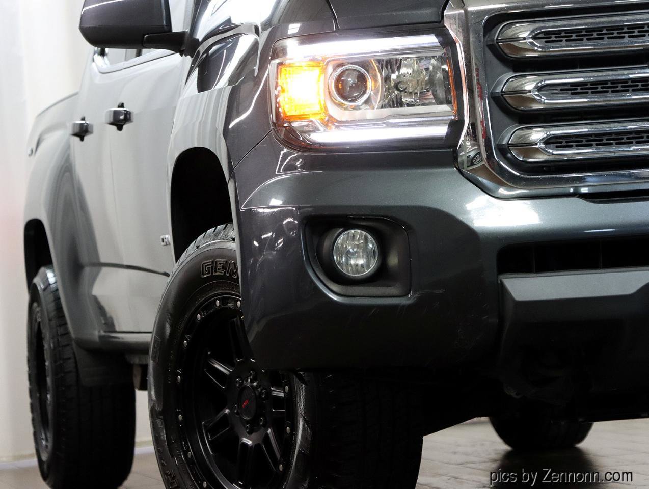 Used 2016 GMC Canyon SLE w/ SLE Convenience Package image 4