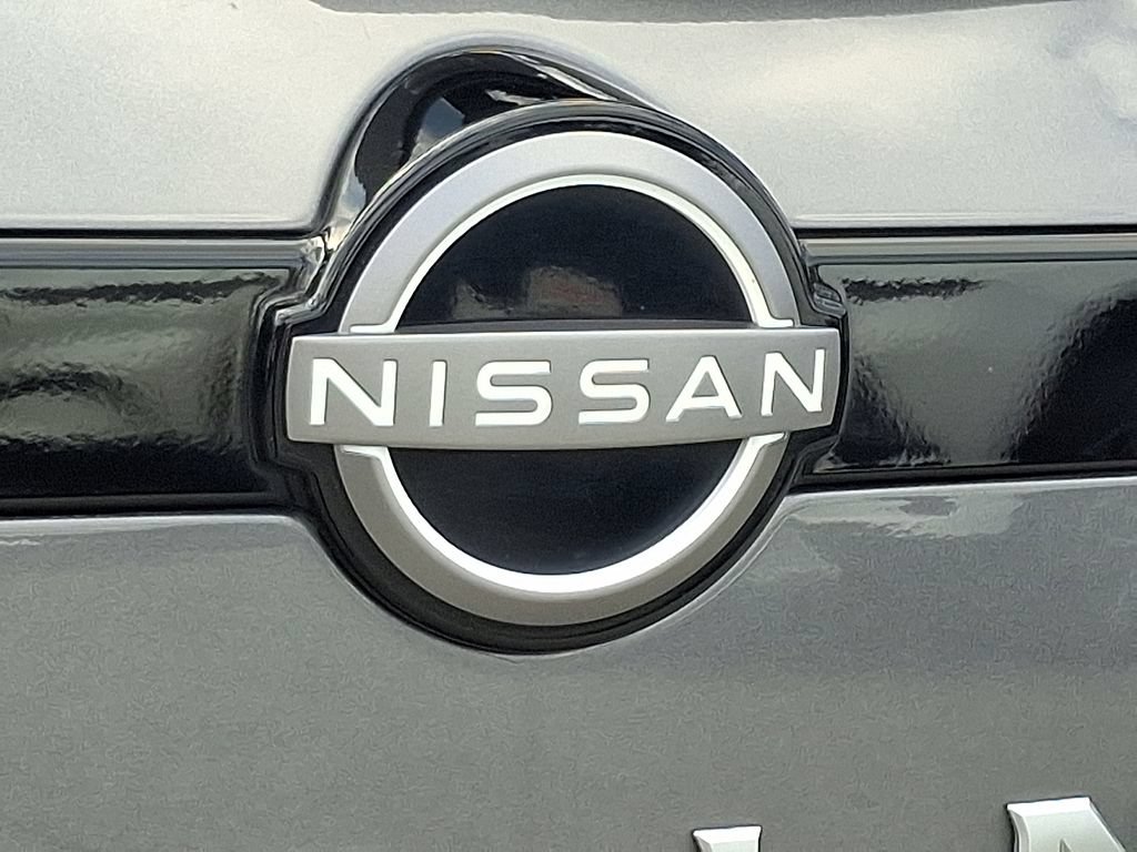 Used 2024 Nissan Pathfinder SV FWD image 28
