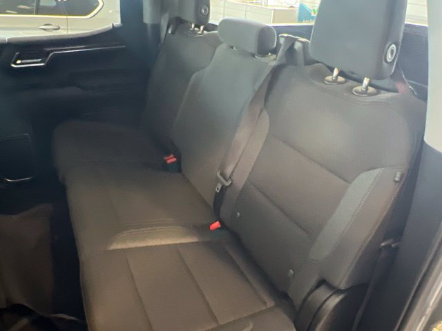 Used 2023 Chevrolet Silverado 1500 LT w/ Protection Package AWD/4WD image 4