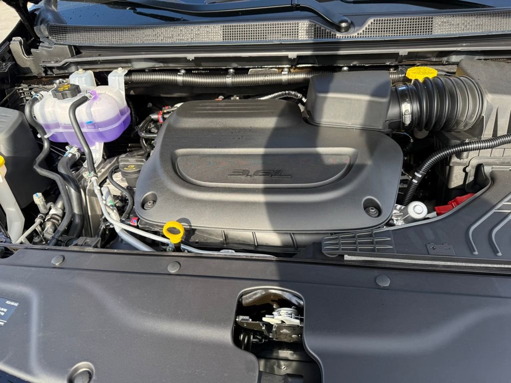 New 2026 Chrysler Pacifica Select w/ S Appearance Package image 22