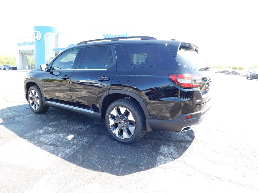 New 2026 Honda Pilot Touring image 5