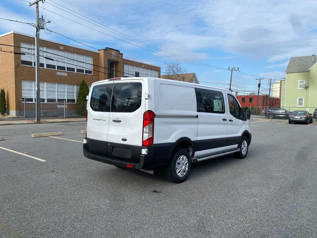 Used 2024 Ford Transit 250 Low Roof w/ Exterior Upgrade Package RWD image 5