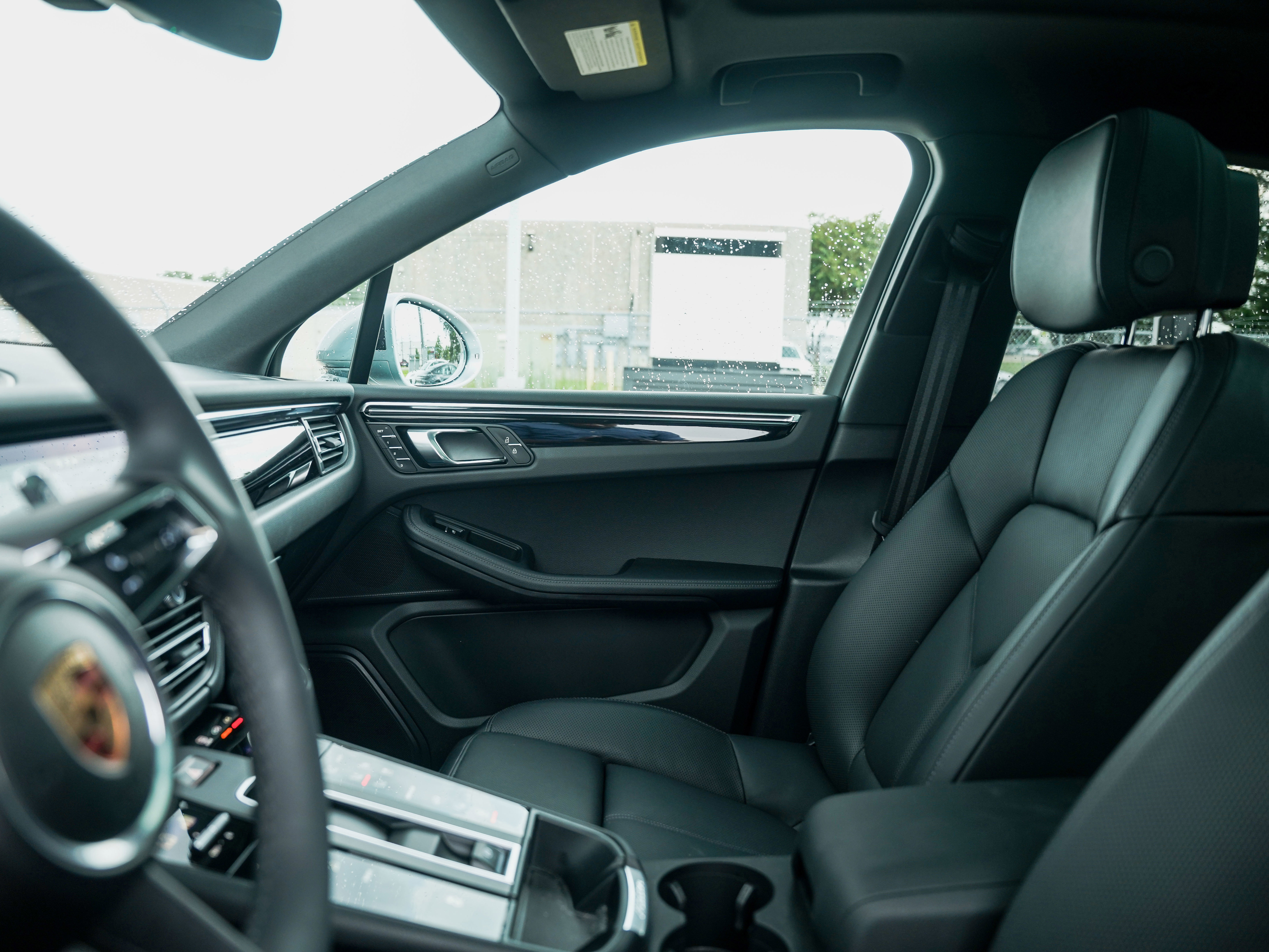 New 2025 Porsche Macan image 21