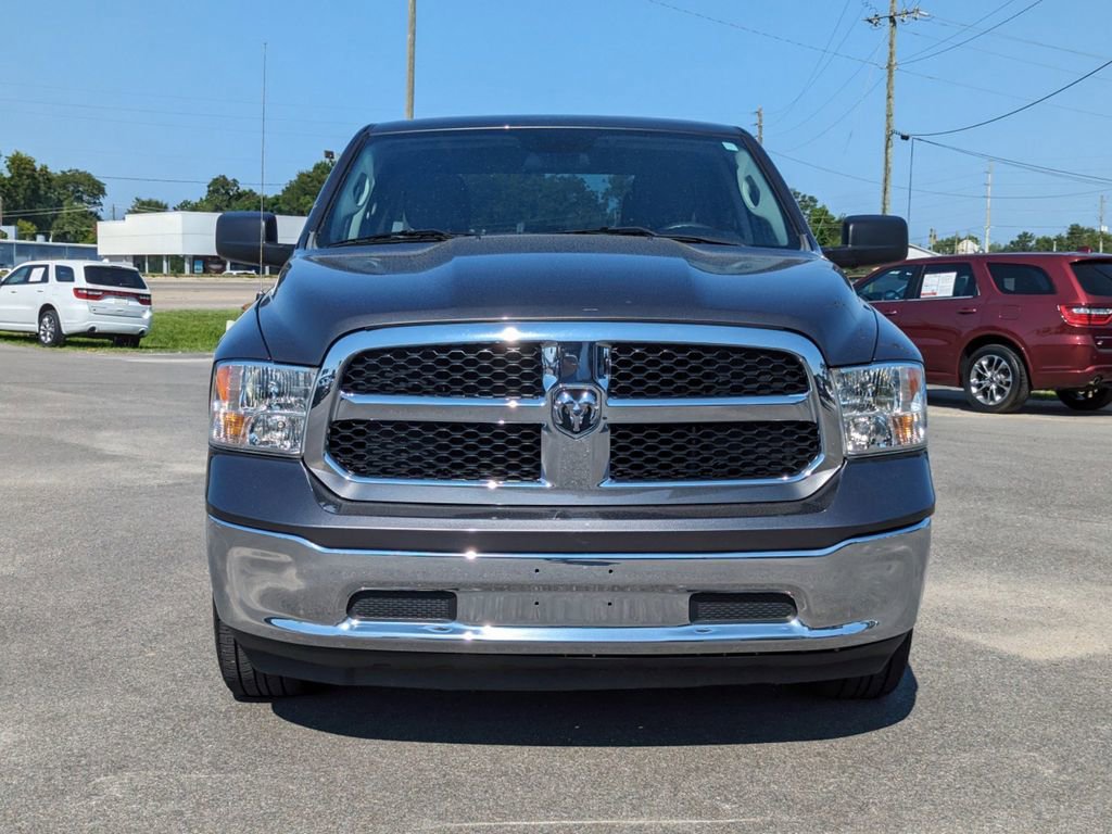 Used 2021 RAM 1500 Classic SLT image 9