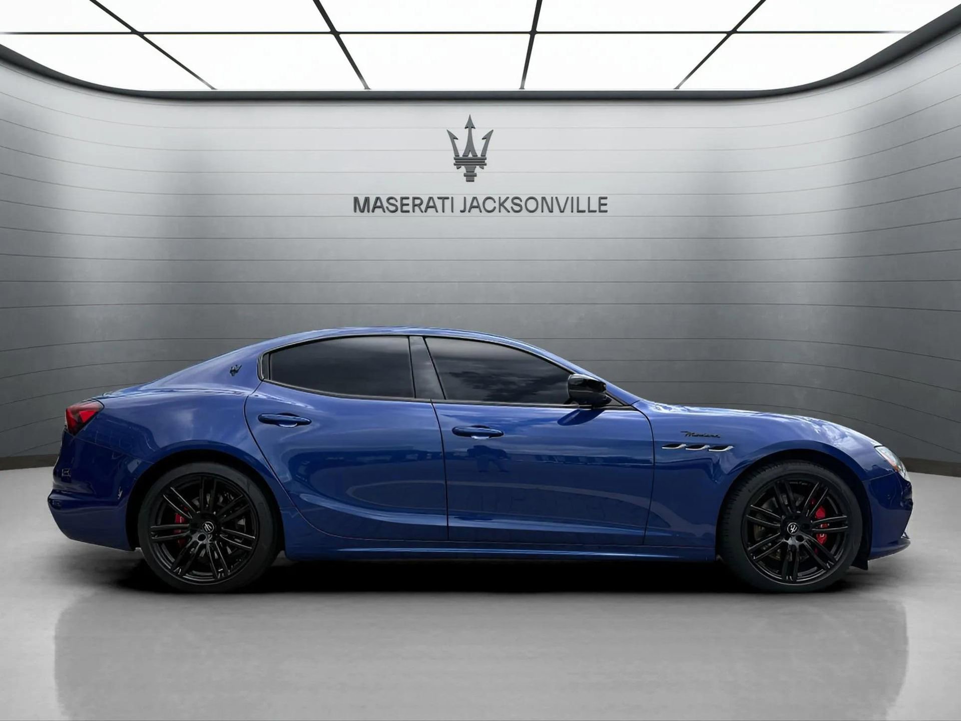 Certified 2023 Maserati Ghibli Modena Q4 AWD/4WD image 8
