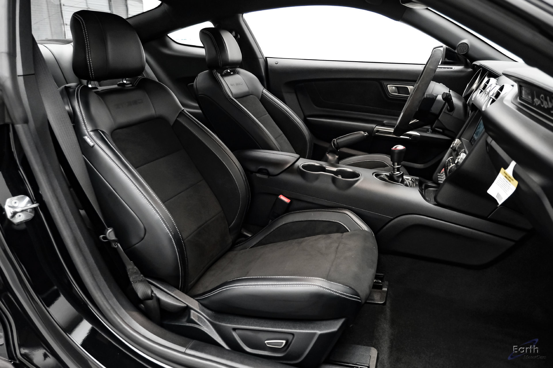 Used 2015 Ford Mustang Shelby GT350 RWD image 46