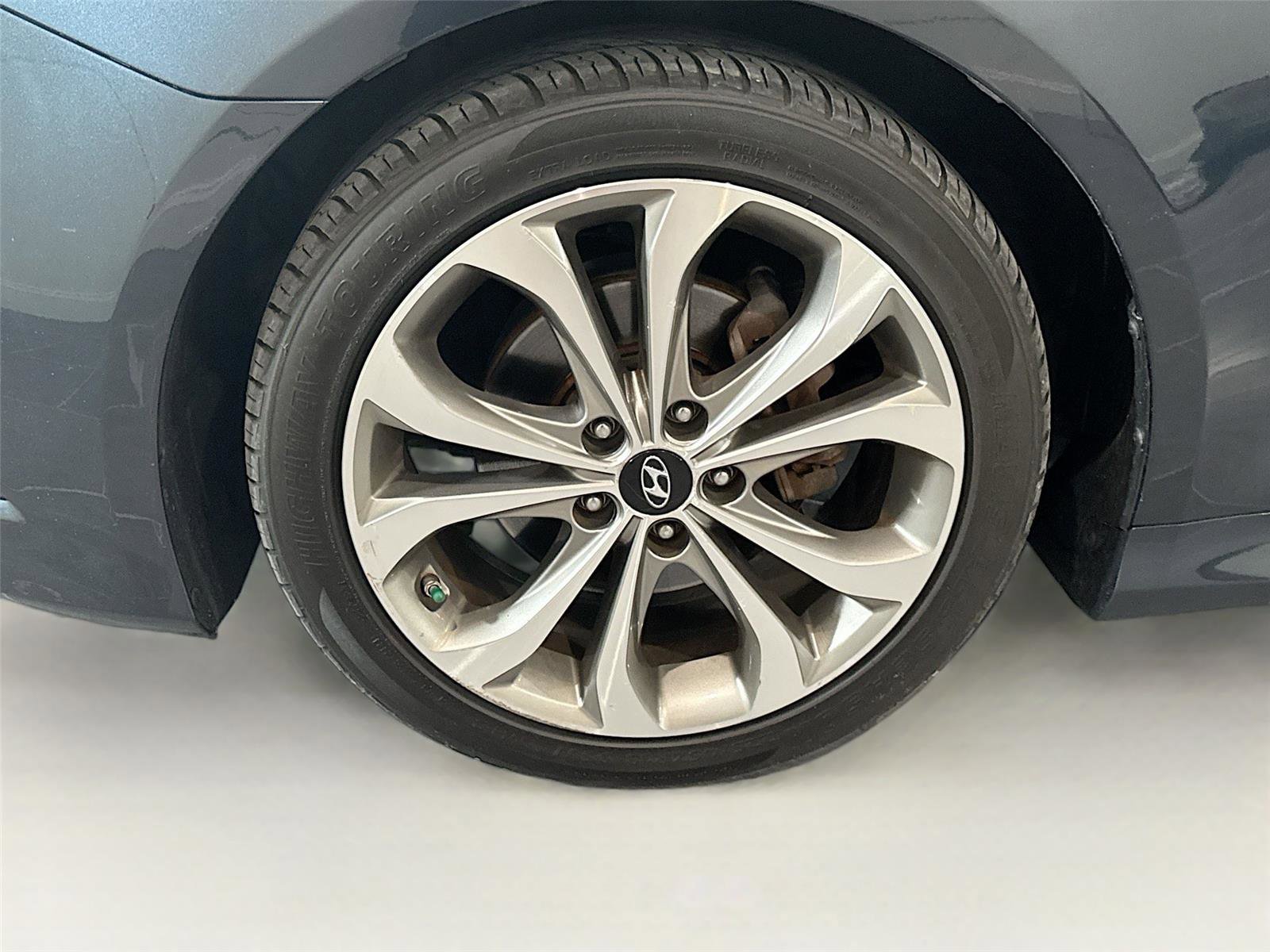 Used 2014 Hyundai Sonata SE w/ Premium Package 03 image 32