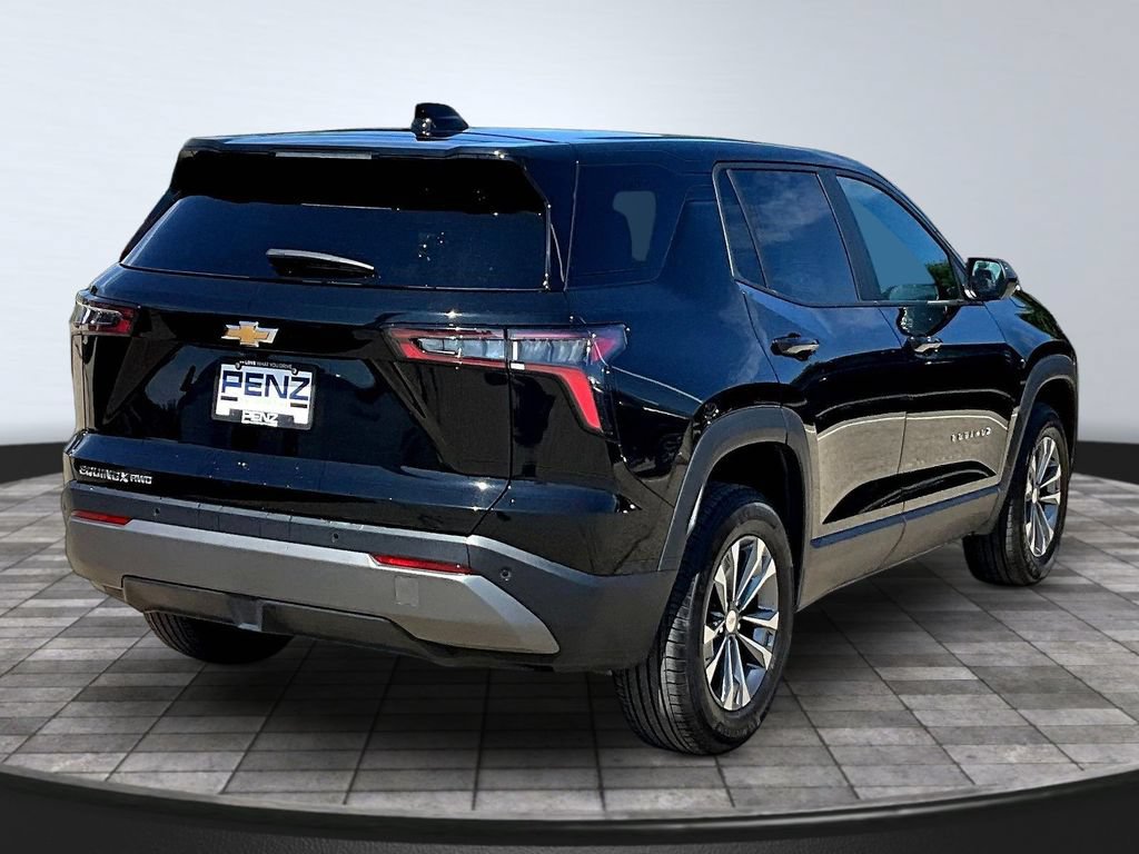 Used 2026 Chevrolet Equinox LT AWD/4WD image 7