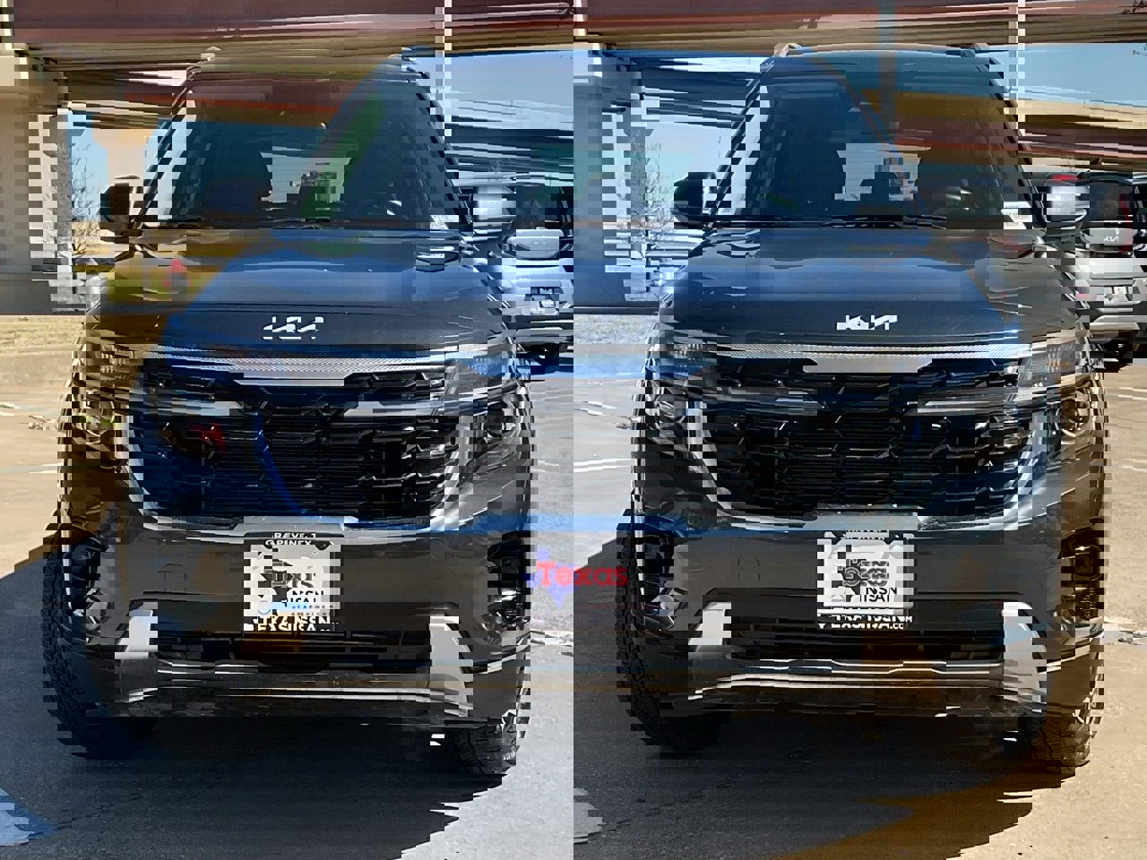 Used 2025 Kia Seltos S image 3