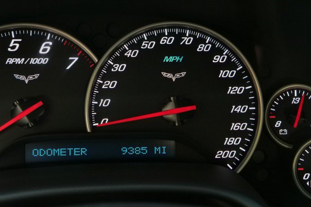 Used 2010 Chevrolet Corvette Grand Sport w/ Preferred Equipment Group RWD image 5