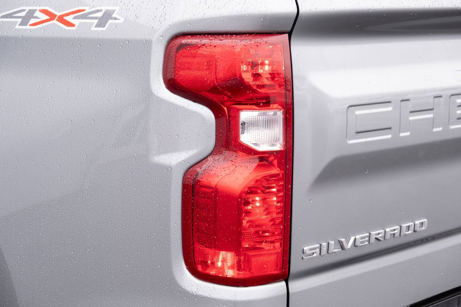 Used 2025 Chevrolet Silverado 1500 LT image 24