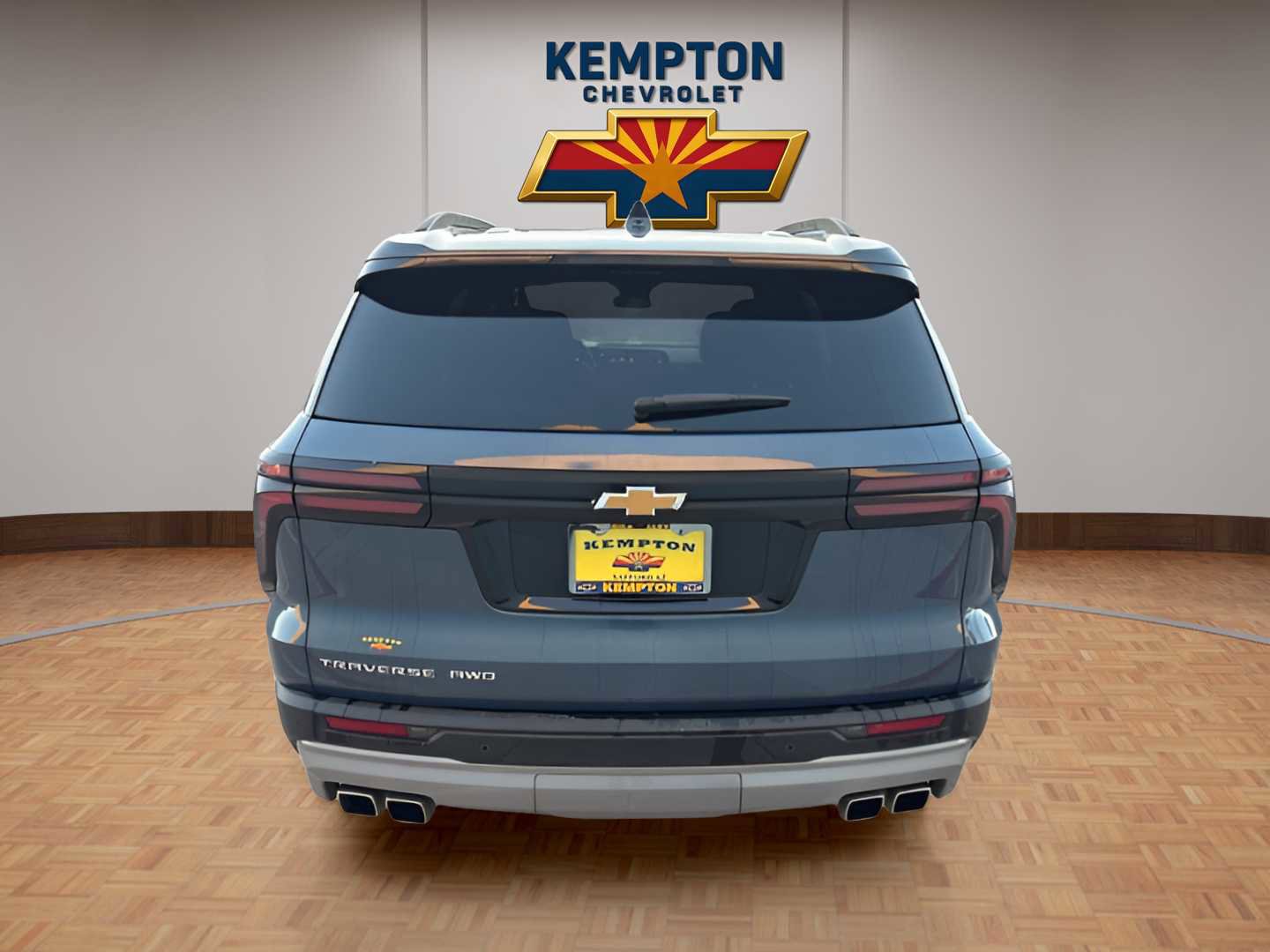 Used 2025 Chevrolet Traverse LT image 5
