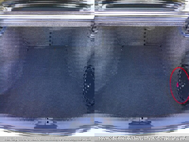 Used 2017 Chrysler 300 S image 9