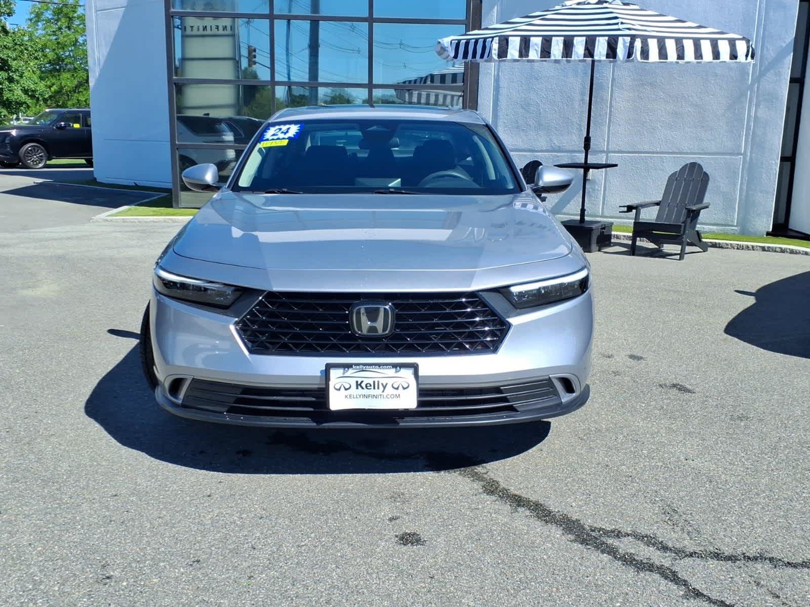 Used 2024 Honda Accord EX image 2