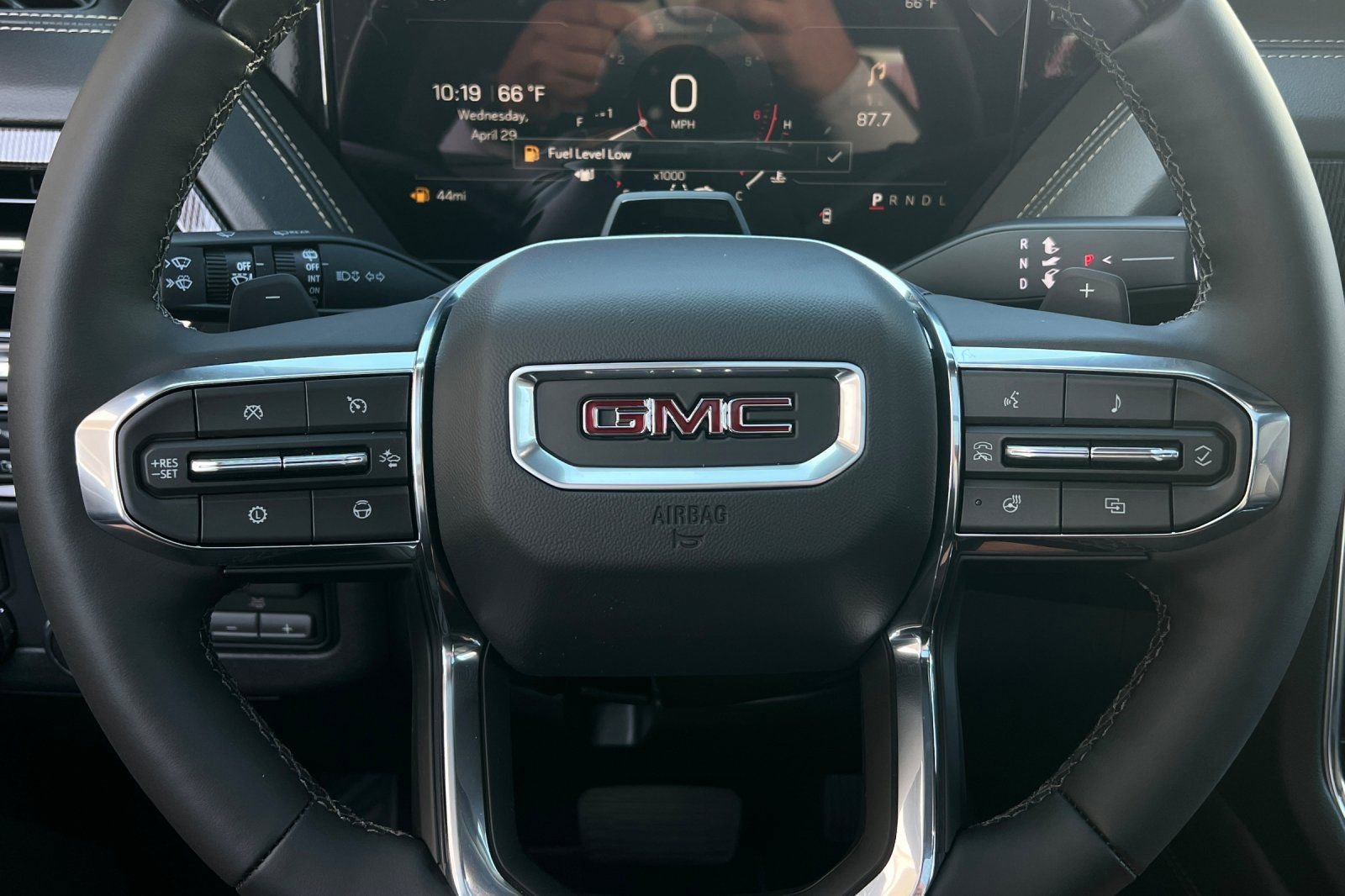 New 2026 GMC Yukon XL Elevation w/ Elevation Premium Package RWD image 24