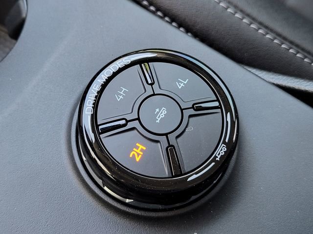 Used 2024 Ford Ranger Lariat w/ FX4 Off-Road Package image 36