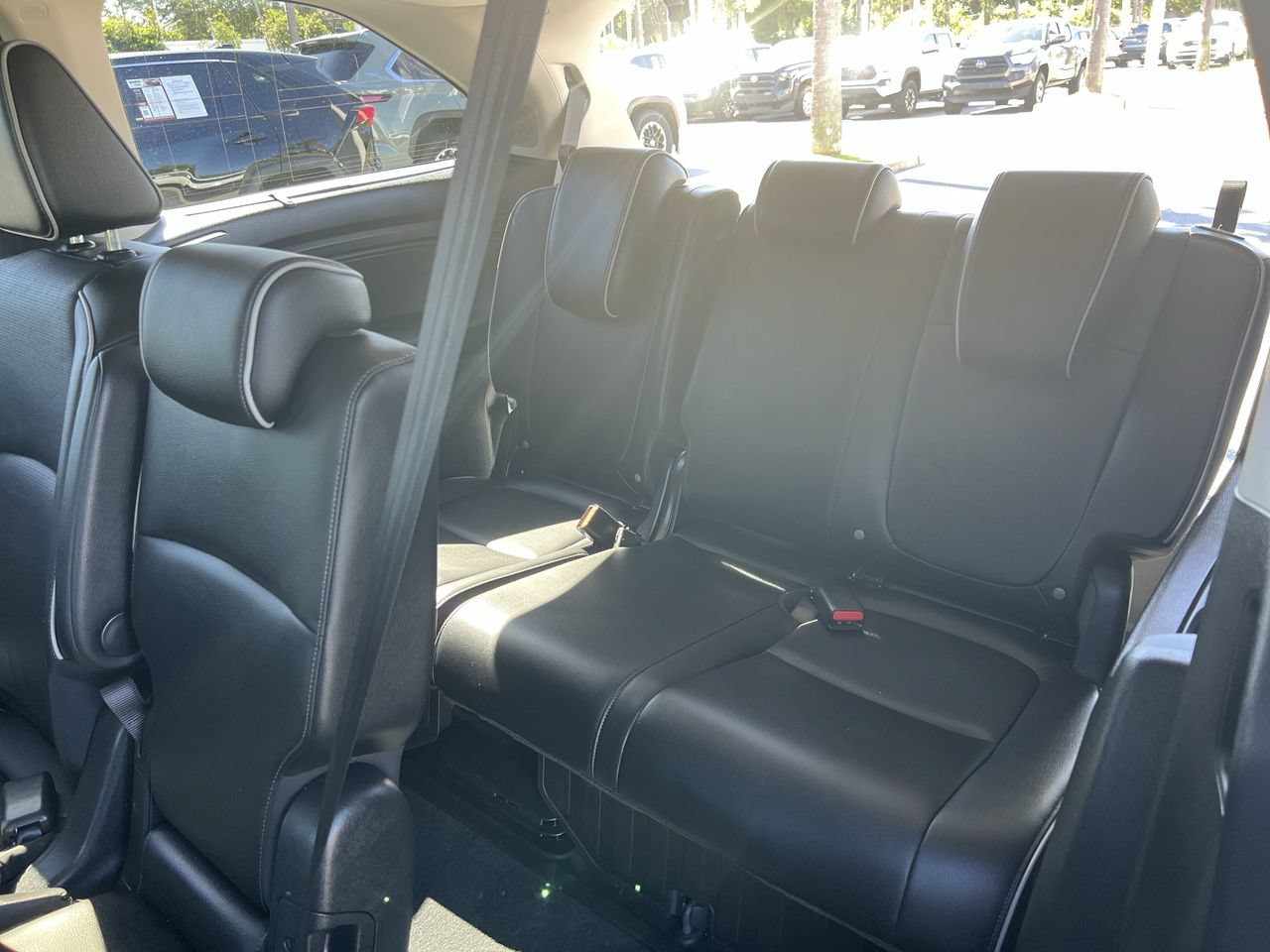Used 2025 Honda Odyssey Elite image 33